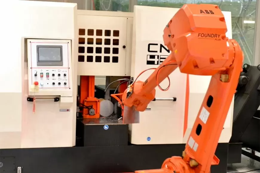 Bracci robotici per movimentazione pallet
